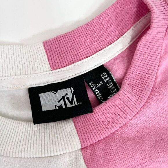 MTV Sweatshirt Womens Small Pink & White Colorblock Graphic Oversized Pullover - Picture 3 of 8